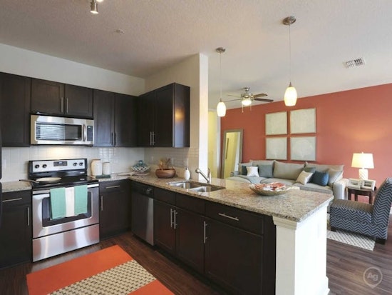 Apartments for rent in Saint Petersburg: What will $1,300 get you?