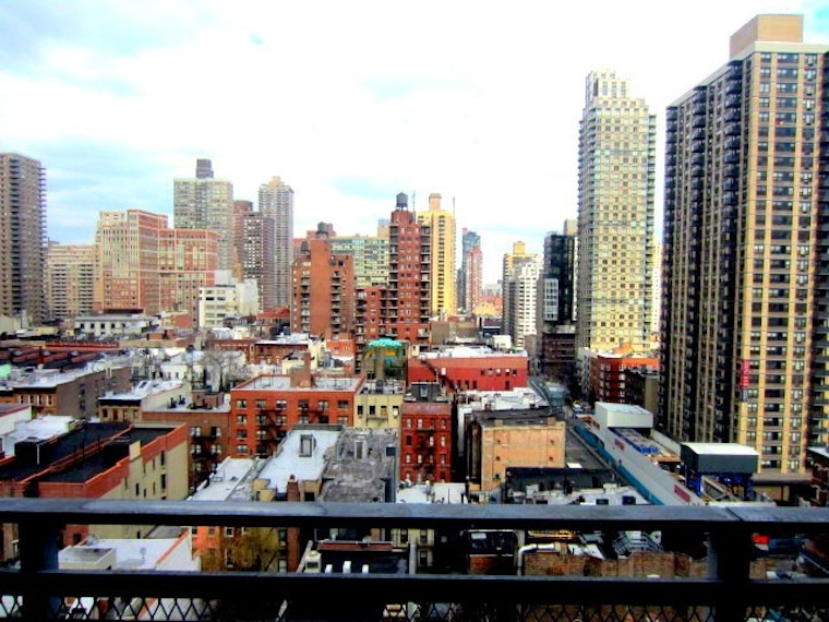 What Will $3,300 Rent You On The Upper East Side, Right Now?