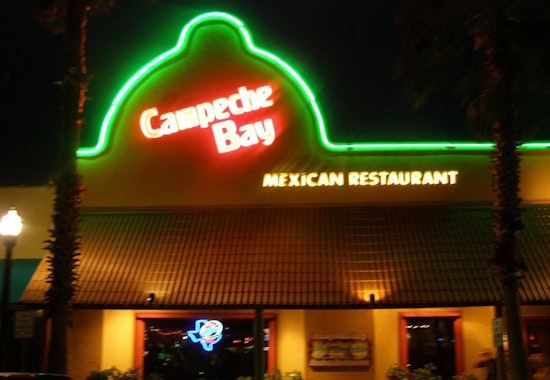 Top Jacksonville news: Patrons say goodbye to beach restaurant; Farm Share gets councilman's support