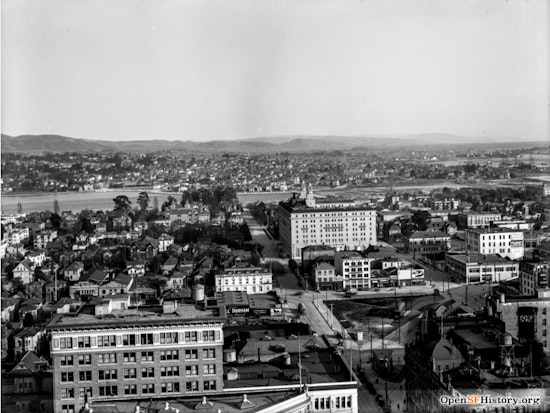 Hoodline Highlights: That Time SF Tried To Annex Oakland, Berkeley And Most Of The Bay Area