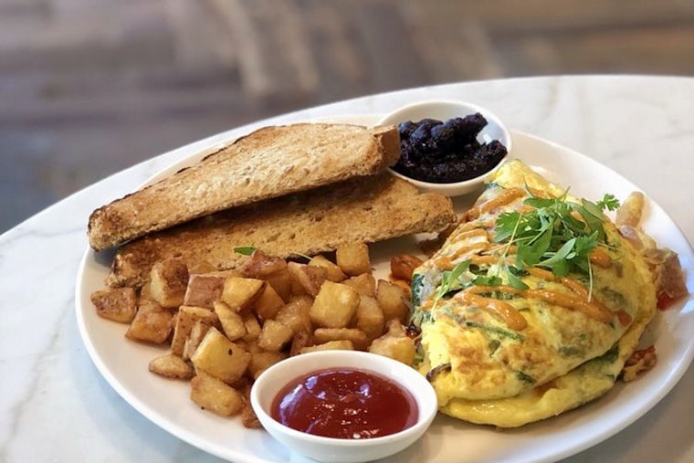 Here are Saint Petersburg's top 5 traditional American spots