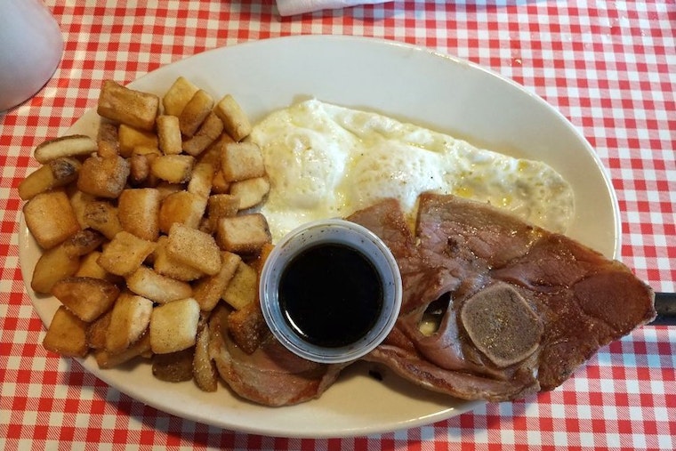 Raleigh's 5 favorite spots to find affordable breakfast and brunch eats