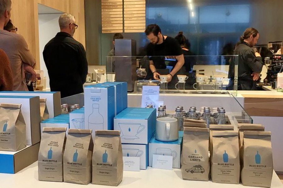 FiDi's Newest 'Blue Bottle Coffee' Makes Its Debut