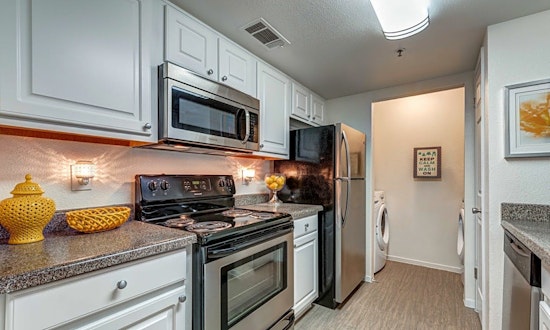 Apartments for rent in Henderson: What will $1,600 get you?