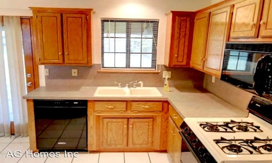 What will $800 rent you in I-240 Corridor, today?