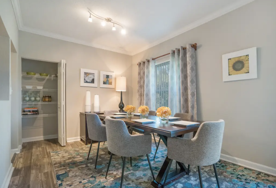 Apartments for rent in Jacksonville What will 1,300 get you?