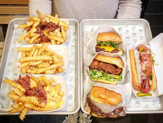 Oakland Eats: Shake Shack coming to Oakland, Safeway store gets caught selling booze to minors, more