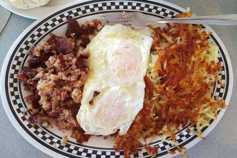 Your guide to the 4 most popular spots in Tampa's Gandy-Sun Bay South neighborhood