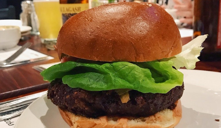 New Printers Row Bar 'Half Sour' Opens Its Doors