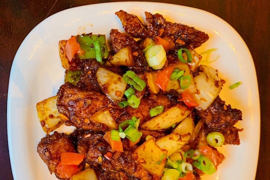 9 Spices Indian Cuisine brings Indian fare to Providence Crossing