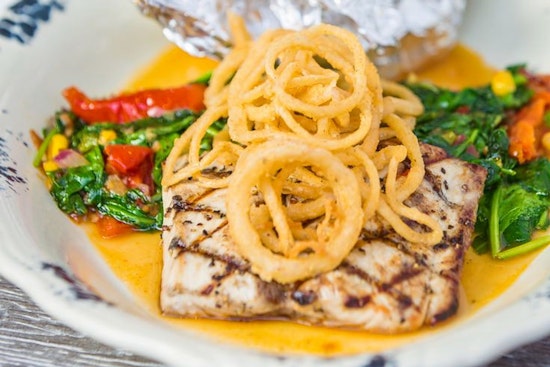 Discover the 4 best places to score seafood in Fort Worth