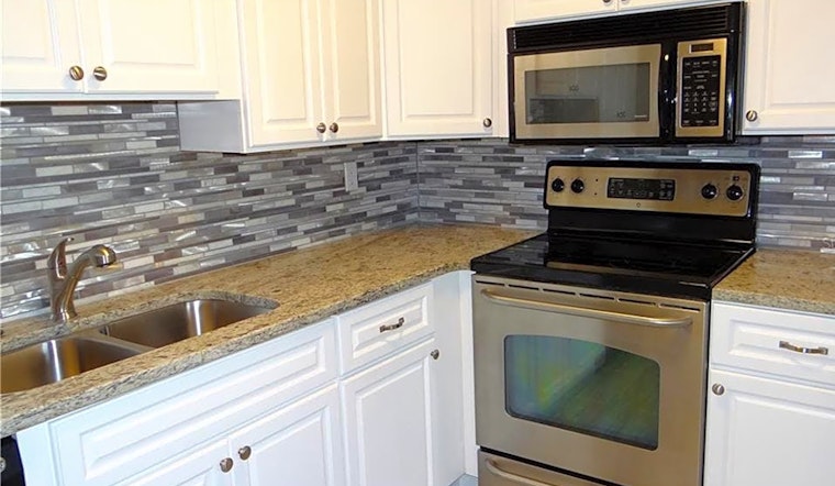 Budget apartments for rent in Coquina Key, Saint Petersburg