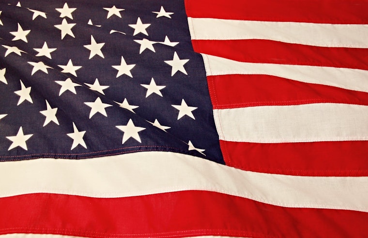 Top Jacksonville news: Teacher removed for Pledge of Allegiance message; man shot and killed; more