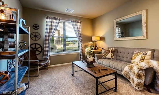 The best-priced budget apartments for rent in Greenway / Upper Kirby Area, Houston