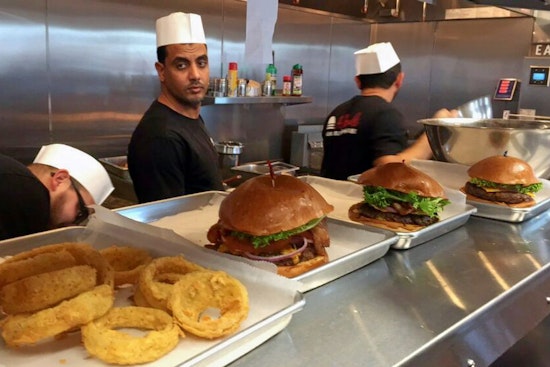 'Alfred's Burger House' Makes Greater Eastwood Debut