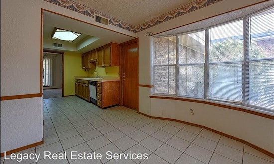 Apartments for rent in El Paso: What will $1,400 get you?