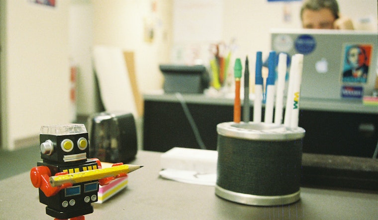 6 Writing Jobs Available In New York City, Today