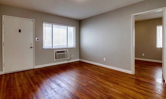 What apartments will $1,600 rent you in Northwest, today?