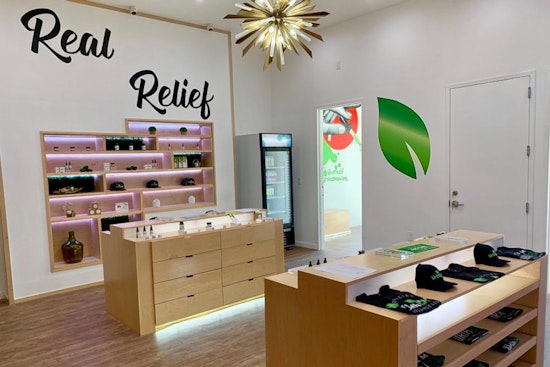 Urthleaf makes Downtown debut, with vitamins, supplements and more