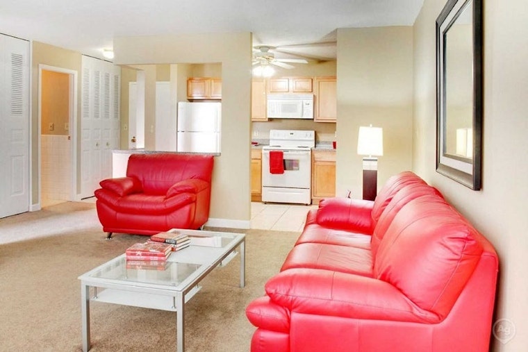 What apartments will $1,400 rent you in Downtown, this month?