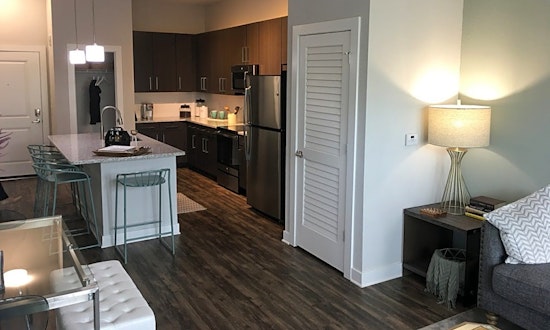 Budget apartments for rent in Carver City, Tampa