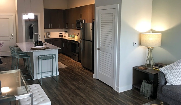 Budget apartments for rent in Carver City, Tampa