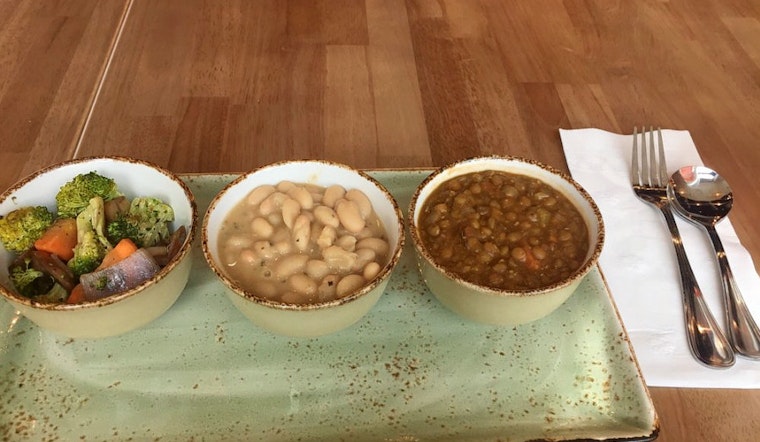 New Mediterranean Spot 'Zoës Kitchen' Opens Its Doors