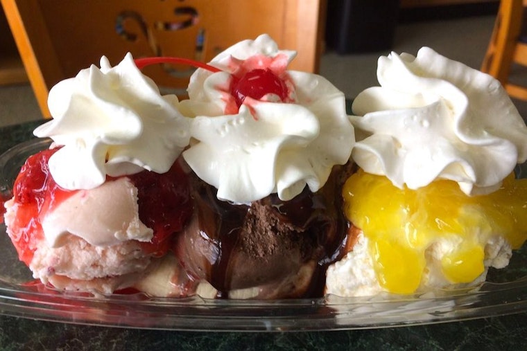 Explore the 3 most popular spots in Indianapolis's Geist neighborhood