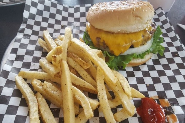 Explore the 3 top spots in San Antonio's Dellview neighborhood