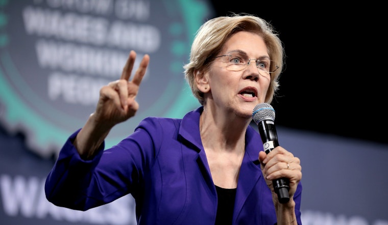 Top Seattle news: Warren draws record crowd; teachers reach tentative contract agreement; more