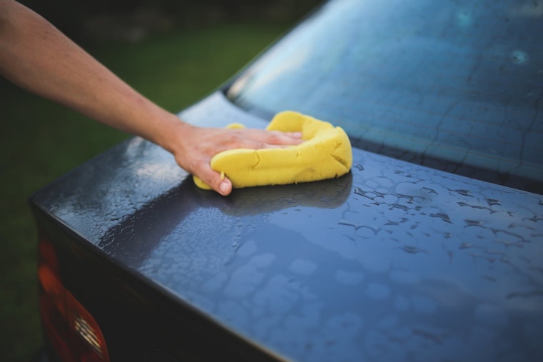 Top Phoenix news: Massive car wash planned for weekend; man killed by pickup; more