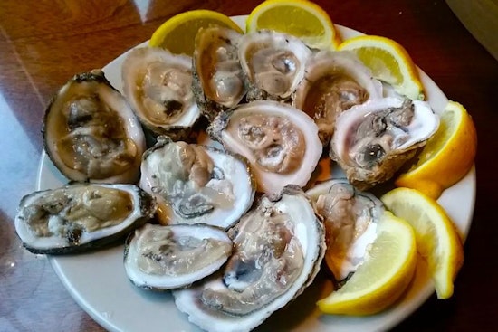 The 4 best spots to score seafood in Virginia Beach