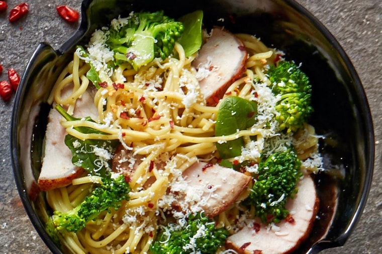 Hungry For Salad? These 3 New Spots In The Loop Have You Covered