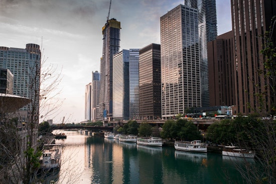 Top Chicago news: Mayor to hold town halls on city budget; United suspends flights to Hong Kong