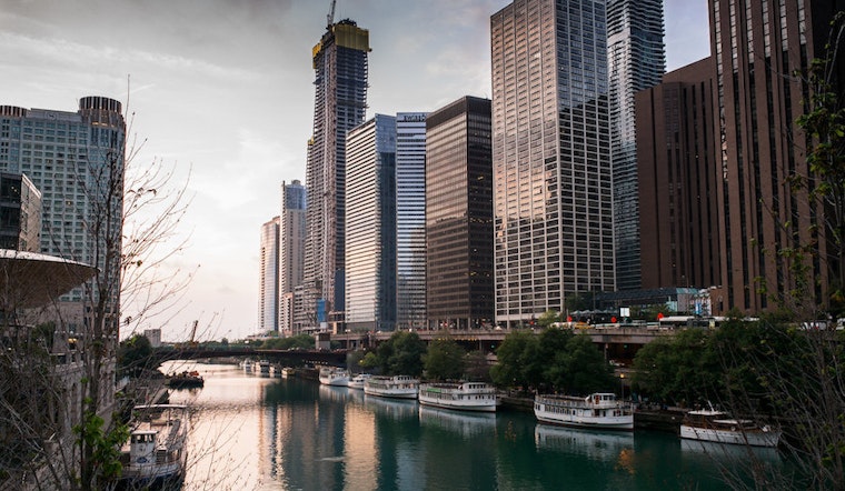 Top Chicago news: Mayor to hold town halls on city budget; United suspends flights to Hong Kong
