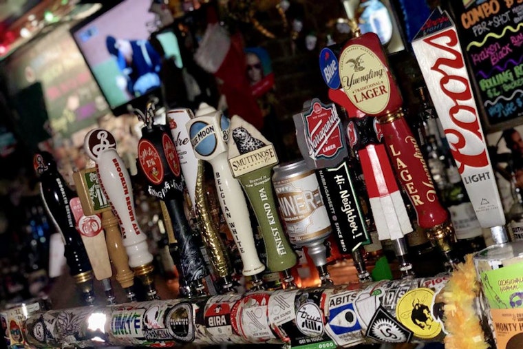 Jersey City's 4 top dive bars (that won't break the bank)