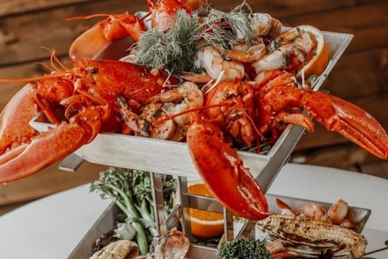 New Fourth Ward spot Seaside Lounge opens its doors