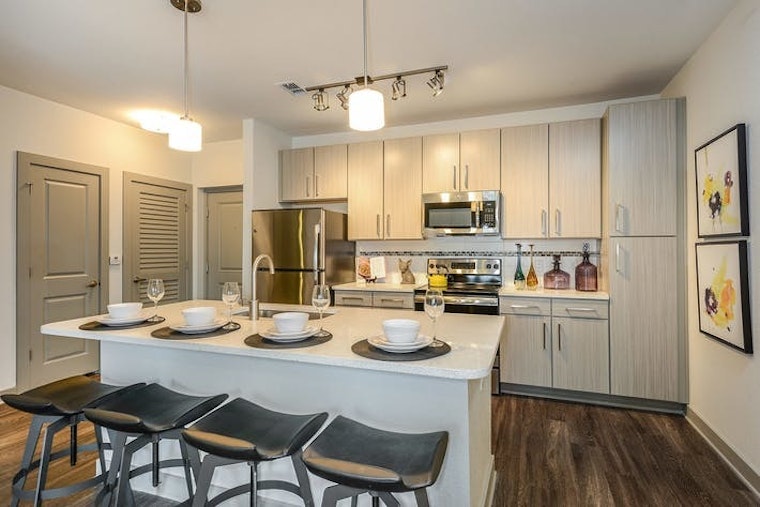 Apartments for rent in Tampa: What will $2,500 get you?