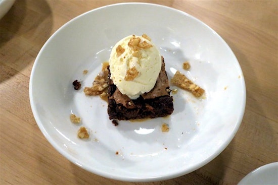 Eight Row opens in Green Lake with New American fare and drinks