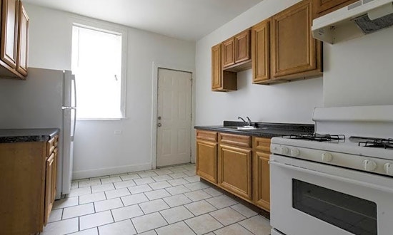 Budget apartments for rent in Gresham, Chicago