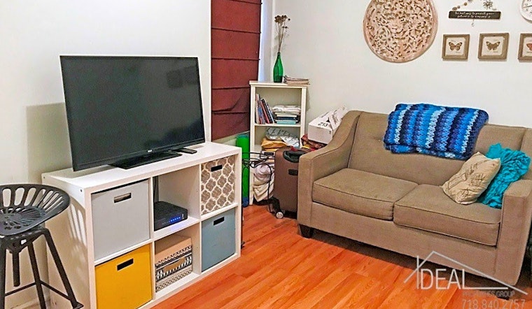 What apartments will $2,400 rent you in Williamsburg, this month?