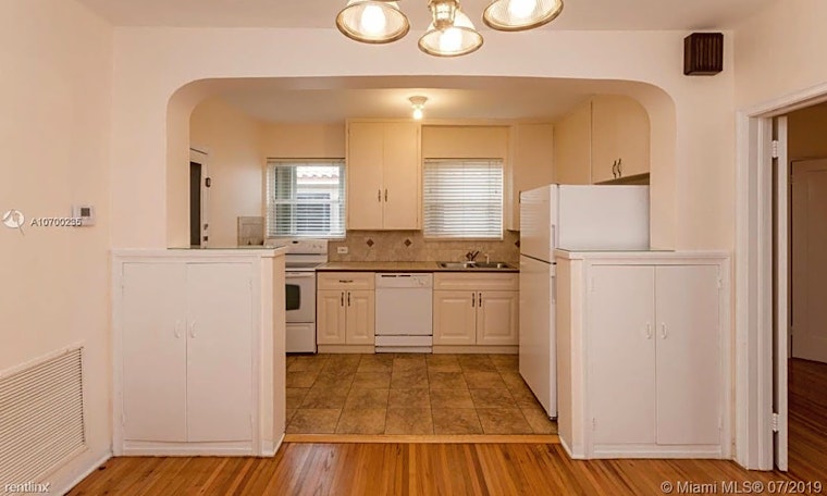 The cheapest apartments for rent in Shenandoah, Miami