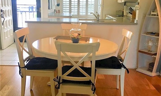 Budget apartments for rent in Isla Del Sol, Saint Petersburg