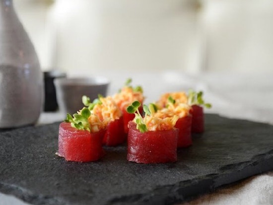 'Maru Sushi Bar' Opens In Chatsworth