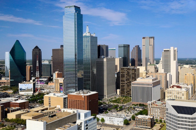 Top Dallas news: Search still on for 65-year-old man; 1 killed in drive-by shooting; more