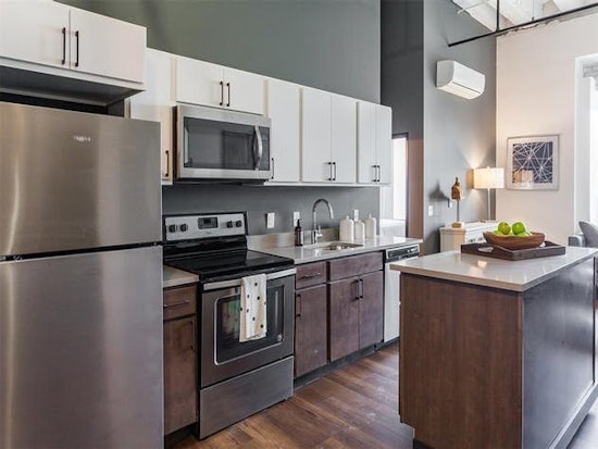 Apartments for rent in Detroit: What will $1,300 get you?