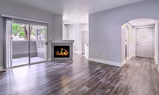 What apartments can you rent for $1,600 in The Lakes right now?