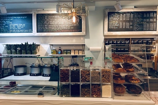 ÉgaliTea Organic Café brings coffee and tea and more to Back Bay