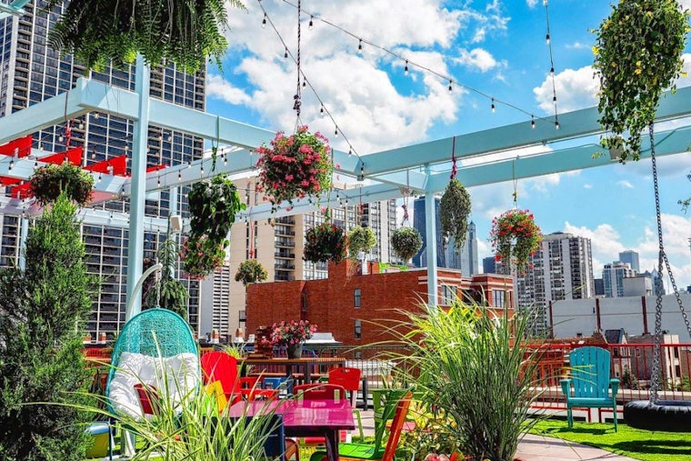 New lounge Utopian Tailgate now open in Old Town Triangle