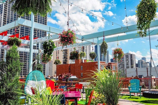 New lounge Utopian Tailgate now open in Old Town Triangle